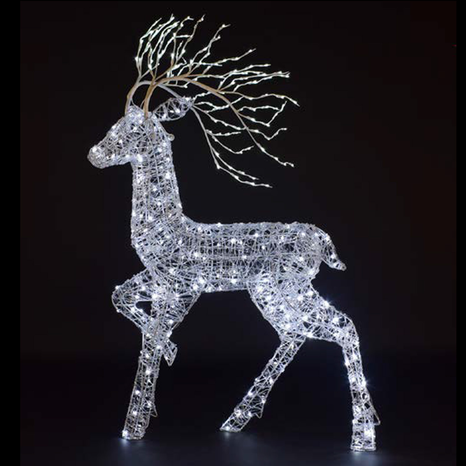 1.4m Spun Acrylic Richmond Stag With Branch Antler