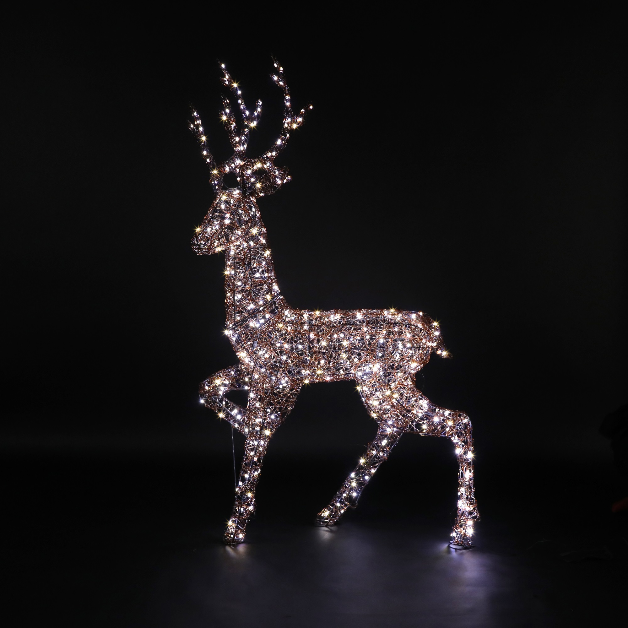 1.4m Copper Acrylic Richmond Stag With Wire Antler